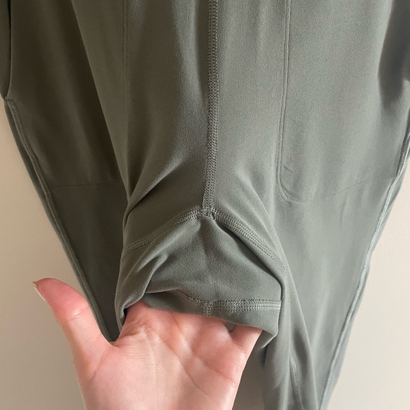 Lululemon Align Wide Leg Crop 23" Grey Sage Size 2 - Picture 8 of 10